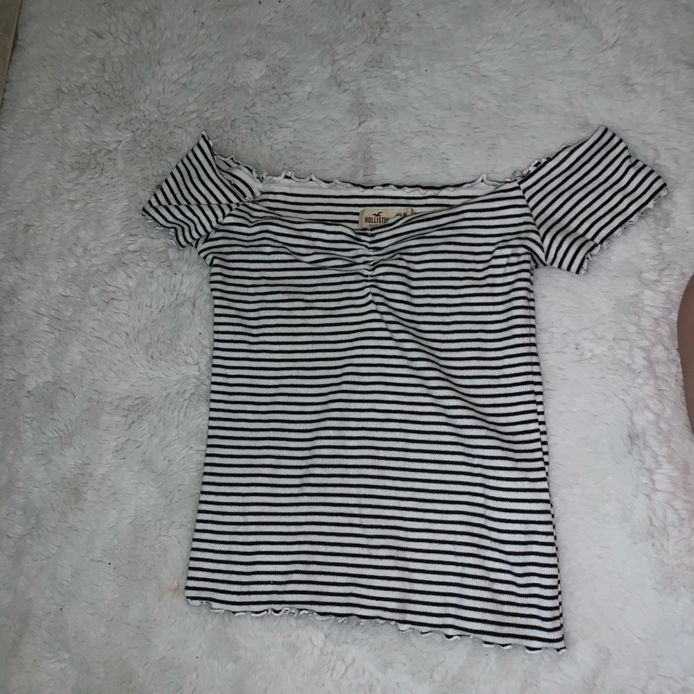 Hollister white crop top